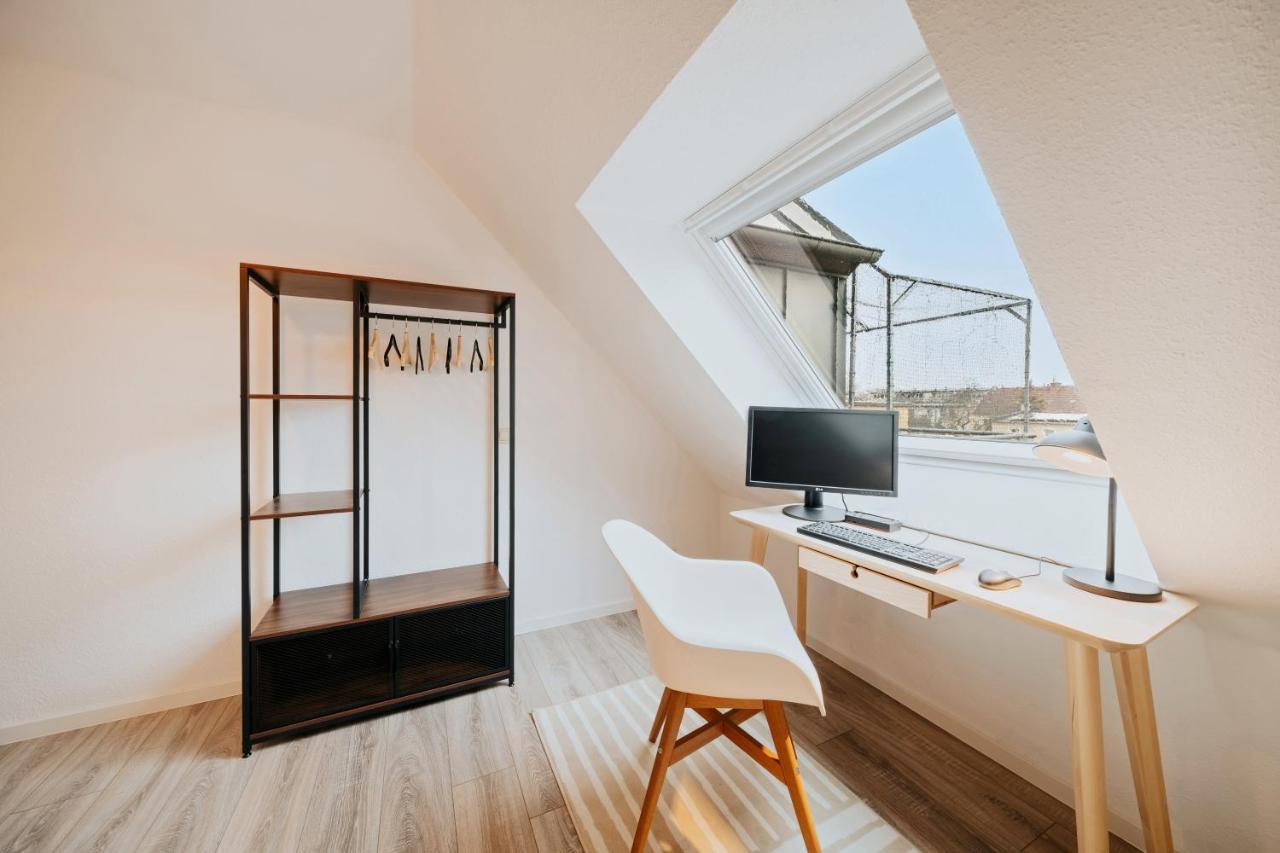 Bliss Place - Serviced Apartment - Arbeitsplatz, Zentral, Kueche, Waschmaschine, Smarttv Magdeburgo Exterior foto